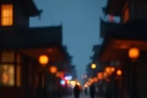 《盐湖列车》盐湖铁轨上缓慢前行的列车远景
